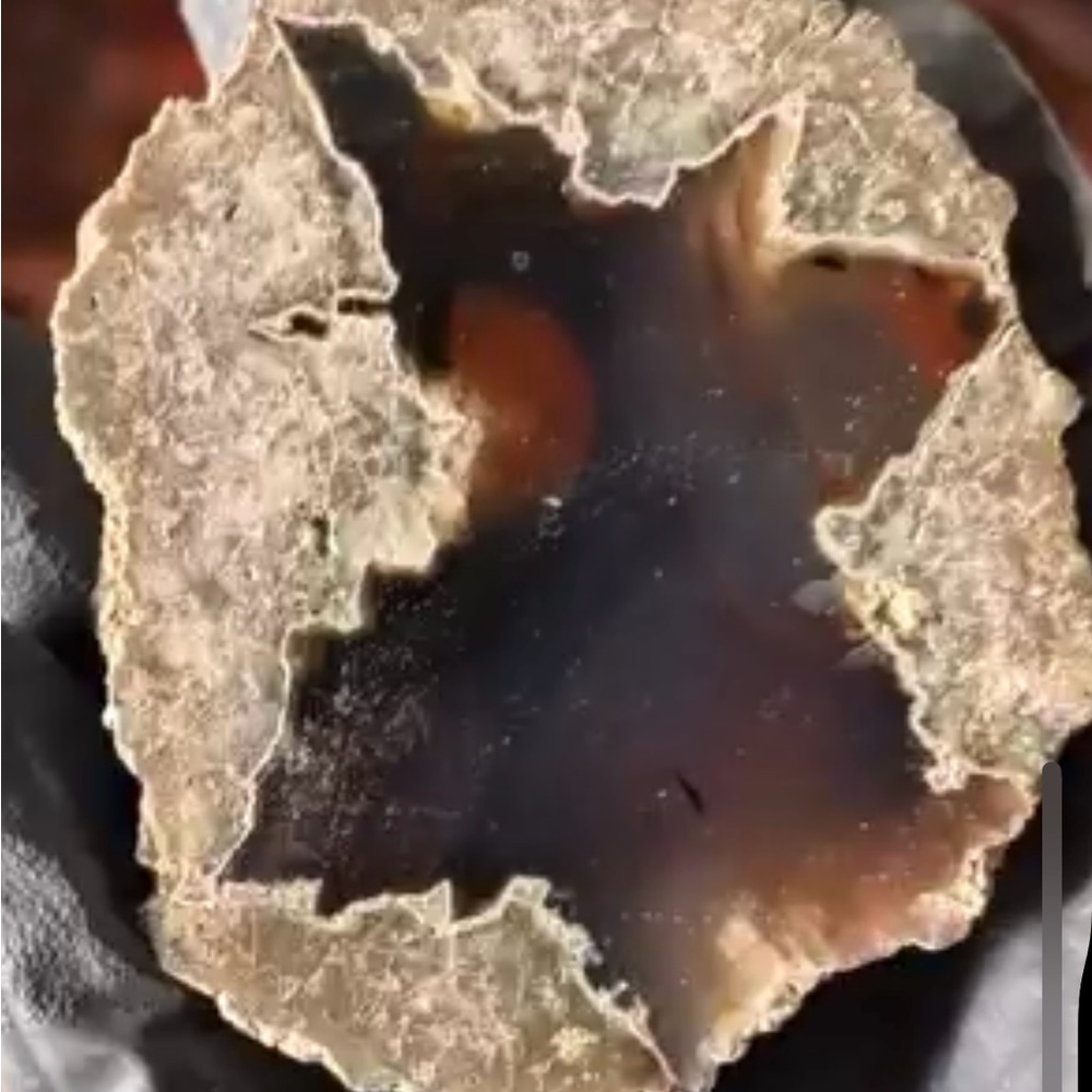 Lucky Strike Bed Thunder Egg from Oregon. Older stock Volcanoes agate
